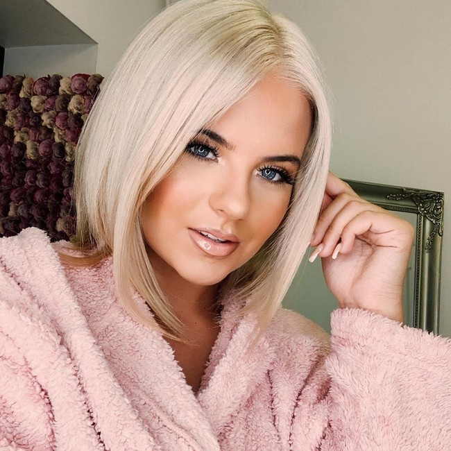 Wanita asal South Yorkshire, Inggris itu mengaku telah menjadi korban bully sejak ia remaja. Apollonia kerap menerima komentar jahat tentang fisiknya. Wanita 20 tahun itu bahkan pernah mendapatkan ancaman pembunuhan.Foto: dok. Instagram