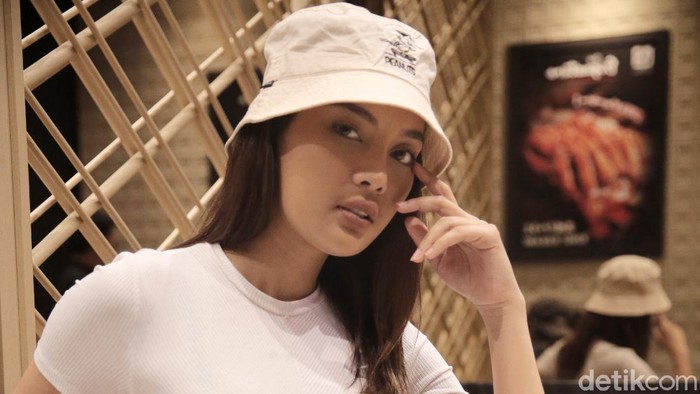 Erika Carlina saat ditemui di Trans Studio Cibubur.