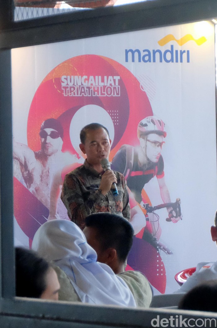 Sungailiat Triathlon 2020 yang digelar Pemkab Bangka, Provinsi Bangka Belitung akan dihelat pada 11 April 2020 mendatang. Targetnya 500 peserta dari 18 negara.