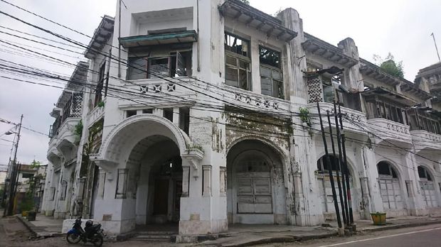 Gedung Warenhuis