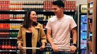 Meski mengundang kontroversi, pasangan ini mengaku tetap menanggapi netizen dengan santai. Keduanya bahkan mengatakan kalau kehamilan Nabila ini adalah anugerah. Foto: instagram