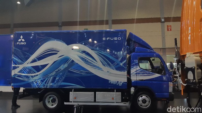 Truk Listrik Fuso