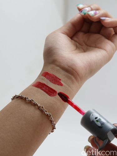 Review: Mencoba Lip Tattoo Tom and Jerry dari Etude House