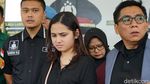 Kembalinya Senyum Syifa Hadju Usai Berdamai dengan Penerornya