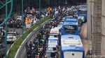 Kemacetan Total Imbas Unjuk Rasa di Kedubes India