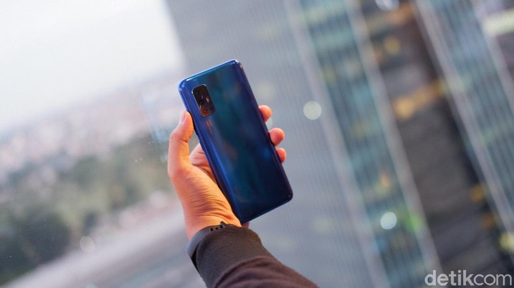 Vivo V19