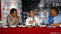 Maqdir mengaku dirinya terakhir kali melakukan komunikasi dengan Nurhadi yang kini jadi buron KPK pada akhir Januari lalu. Dalam komunikasi tersebut, Maqdir mengatakan jika Nurhadi memintanya sebagai kuasa hukum untuk menempuh proses praperadilan di kasus yang menjeratnya.