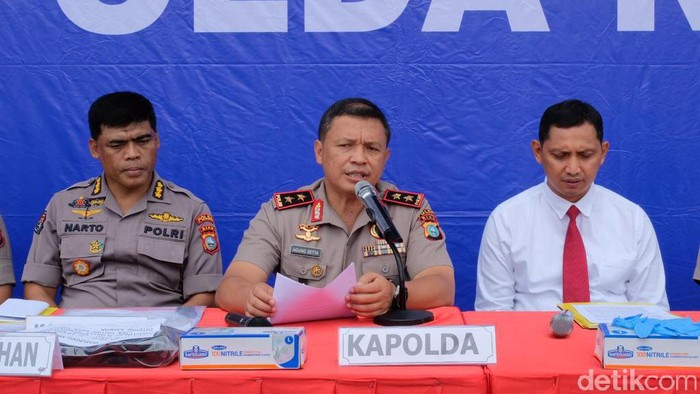 Polda Riau merilis kasus pembunuhan sadis bos tepung bakso di Kampar (dok. Polda Riau)