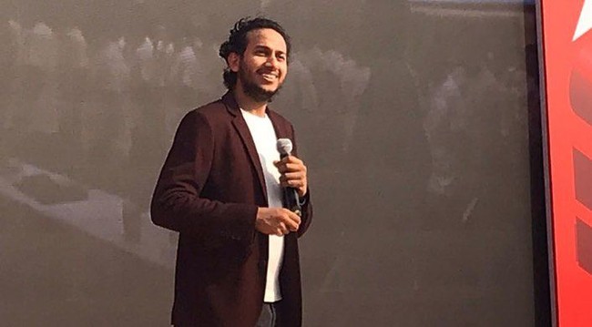 Pendiri OYO Hotels ini tak pernah dilahirkan dengan sendok perak di mulutnya. Ritesh berasal dari keluarga yang mengelola sebuah toko kecil di Southern Odisha, India. Pada usia 13 tahun ia mulai menjual kartu SIM telepon. Foto: Instagram