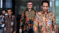 Seperti diketahui, Duta Besar Jerman untuk Indonesia Peter Schoof mengunjungi Gedung KPK, Jakarta.