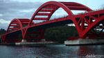Melihat Jembatan Youtefa, Kebanggaan Warga Papua
