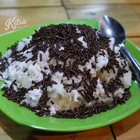 Ngemil Sore Ketan Susu yang Manis Legit di 5 Tempat Ini!
