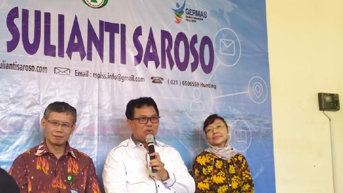 Konferensi Pers di RSPI Sulianti Saroso