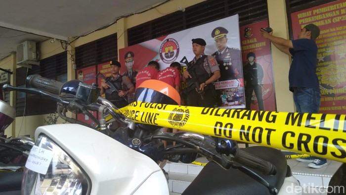 Polres Kendari tangkap 3 orang sindikat curanmor. 12 unit motor disita (dok. Istimewa)