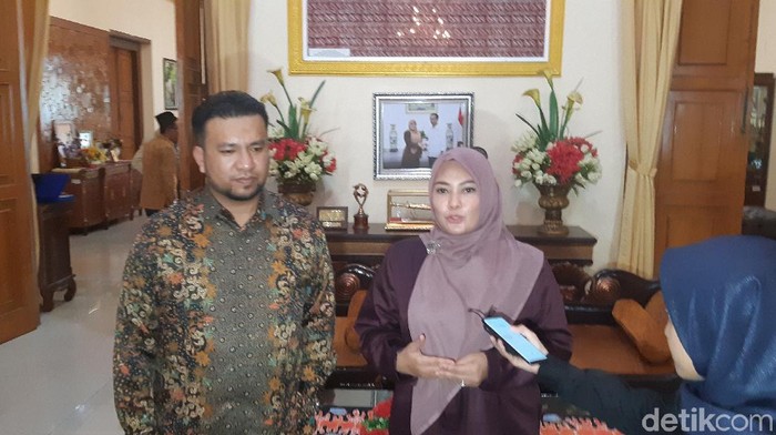 Bupati Pandeglang Irna Narulita