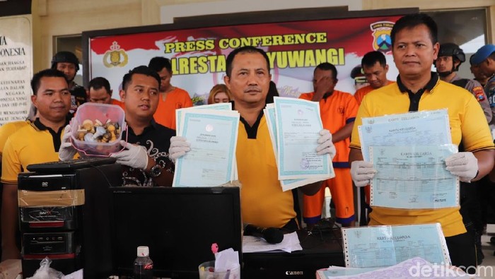 pemalsuan dokumen