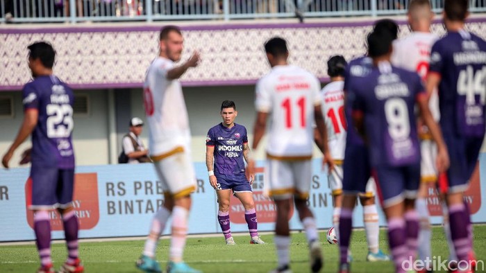Persita Tangerang vs PSM Makassar digelar di Stadion Sport Center, Kelapa Dua, Tangerang, Jumat (6/3/2020). Laga berakhir dengan skor 1-1.