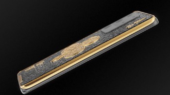Untuk Galaxy S20 Ultra dengan hiasan kartu As, Caviar membanderolnya dengan harga USD 5.660 atau sekitar Rp 80 juta. Foto: Caviar