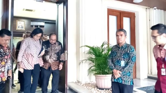 Menkeu-Jaksa Agung rapat bersama Menko Pohukam soal kasus Jiwasraya. (Foto: Kadek/detikcom)