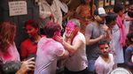 Intip Serunya Pembukaan Festival Holi yang Penuh Warna