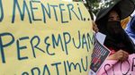 Tolak Omnibus Law, Buruh Perempuan Geruduk Kemen PPPA