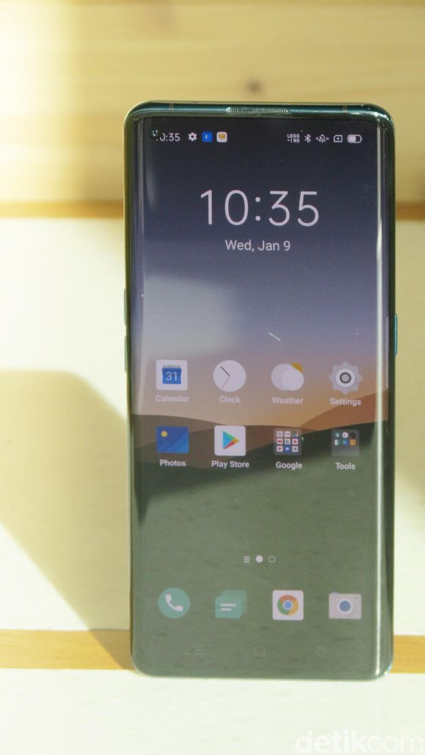 Kesan Pertama Oppo Find X2, Layar Tajam dan Kamera Menggoda (embargo 18.30)