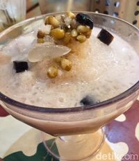 Mlinjo Cafe & Resto : Maknyus! Nasi Megono Berlauk Cumi Hitam Pekat