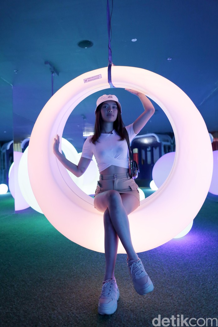 Erika Carlina saat ditemui di Trans Studio Cibubur.