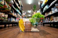 5 Hal Menyebalkan yang Sering Dilakukan Orang Saat Belanja di Supermarket 