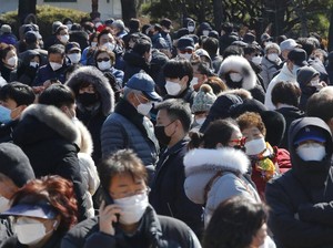 Curi 100 Ribu Masker Saat Pandemi Corona, 3 Pria Ukraina Terancam 10 Tahun Bui