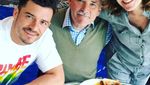 Pose Ngopi Orlando Bloom yang Sebentar Lagi Akan Menjadi Bapak