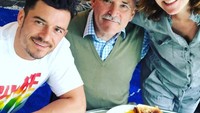 Tentu kabar tersebut membuat semuanya menjadi berbahagia. Terutama Orlando Bloom. Kini pria tampan tersebut akan menjadi seorang bapak. Foto: Istimewa