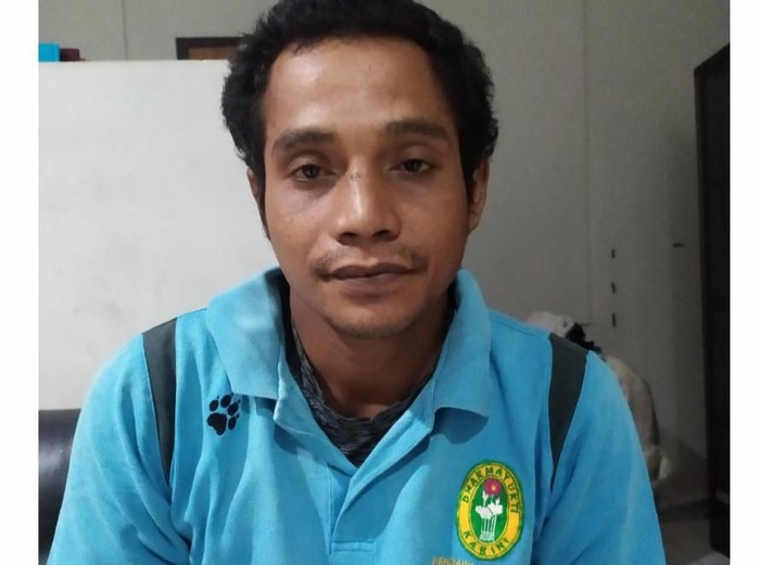 Pelaku pembunuhan seorang ibu bersama putrinya yang tinggal di salah satu kontrakan di Kabupaten Sigi, Sulawesi Tengah, diamankan polisi. Pelaku,  Akhirudin alias Ayi, merupakan suami korban.