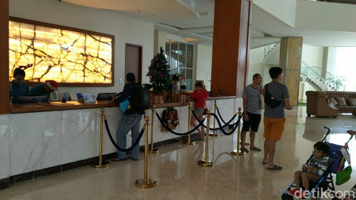 Tingkat hunian hotel di Cianjur, Jawa Barat menurun 20-35 persen akibat virus Corona belakangan ini.