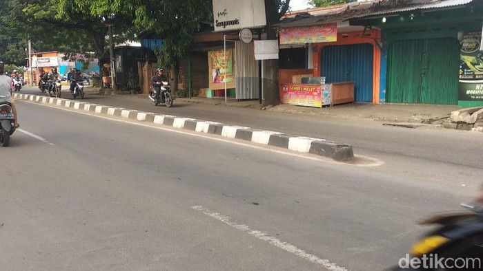 Jalan Raden Patah bersih dari tumpukan sampah