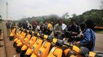 Berkeliling Monas dengan Sepeda Listrik