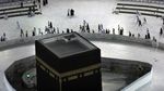 Potret Kabah yang Kembali Dikelilingi Jemaah Tawaf