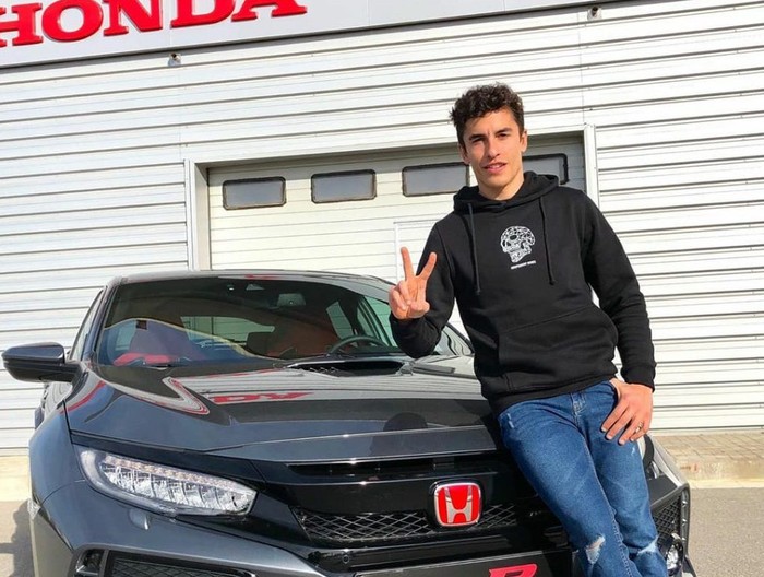 Marc Marquez dan mobil barunya Honda Civic Type R