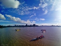 Susur Sungai Mahakam: Urat Nadi Kehidupan Masyarakat Kalimantan