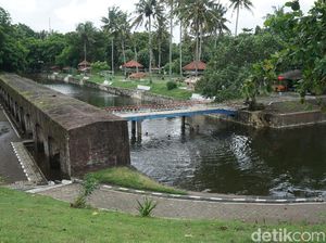 Potret Benteng dengan Kisah Memilukan di Cilacap