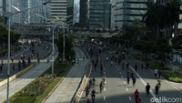 Sebelumnya Gubernur DKI Jakarta, Anies Baswedan mengeluarkan Intruksi Gubernur Nomor 16 Tahun 2020 tentang Peningkatan Kewaspadaan Terhadap Risiko Penularan Infeksi Corona Virus Disease (COVID-19) di wilayah DKI Jakarta yang salah satu isinya mengintruksikan tidak diperbolehkannya kegiatan yang menimbulkan keramaian sementara waktu selama wabah Cotona masih bergulir.