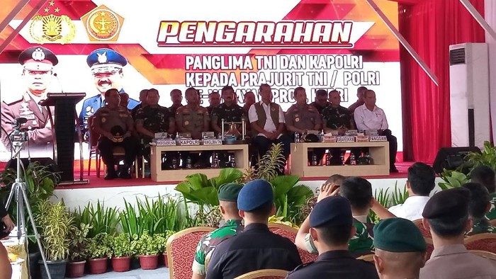 Acara Pengarahan Panglima-Kapolri di Pulau Galang