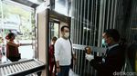 Cegah Virus Corona, Pengunjung Mal di Cek Suhu Tubuh