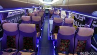 Begini bagian dalam busnya.