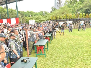 Ketua MPR Gelorakan Cinta Tanah Air Lewat Olahraga Menembak