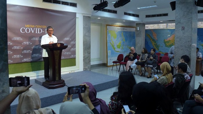 Juru bicara pemerintah untuk penanganan wabah virus Corona, Achmad Yurianto.