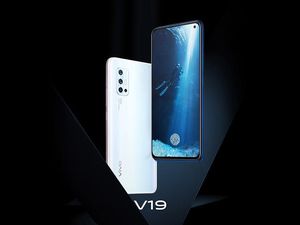 Sempurnakan Momen Lewat Ultra O Screen & Kamera 32MP Selfie vivo V19