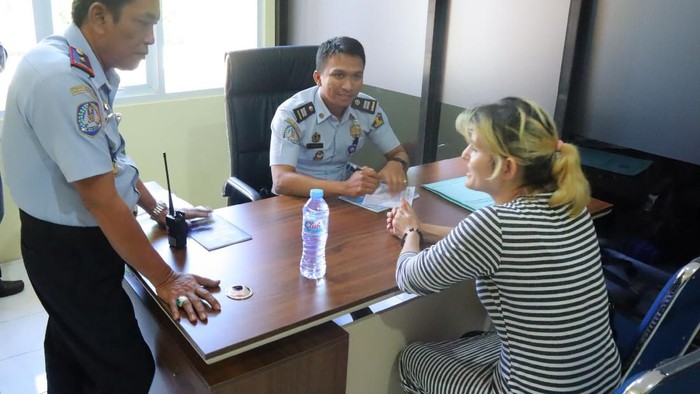 Rudenim Makassar Amankan Pengungsi Asal Afganistan.