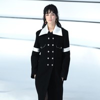 Koleksi terbaru Chanel fall 2020 di Paris Fashio Week, Paris, Prancis, Selasa [03/03/2020]. Photo by Pascal Le Segretain/Getty Images.