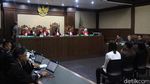Artis Aima Mawaddah Bersaksi di Sidang Wawan
